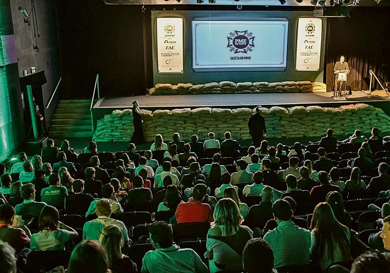 Tema militar criou o clima no último encontro do PME em 2014 | Rubens Nemitz Jr