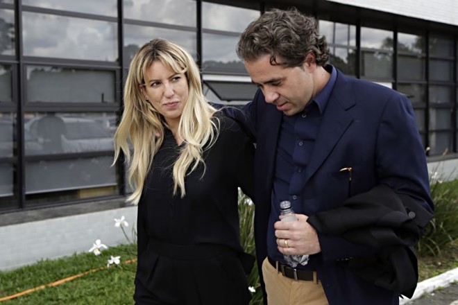 Rafaella Pinheiro Santos, filha de Leo Pinheiro, da OAS, foi visitar o pai acompanhada da irmã e da mãe | 