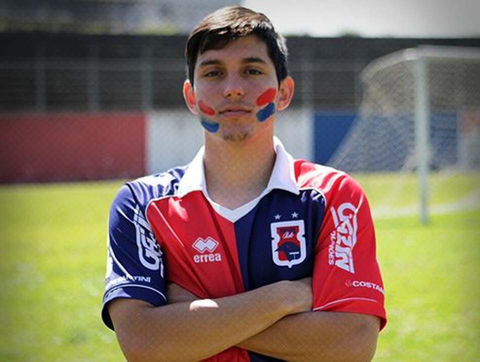 Foto postada pelo atleta no Facebook | Reprodução