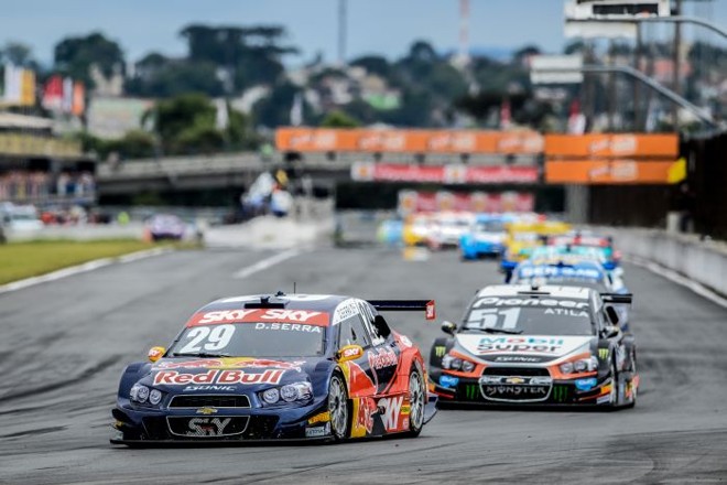 Rubinho em terceiro garante título da Stock Car em Curitiba |