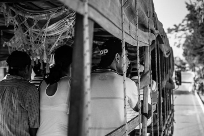 Muitos vão até Juazeiro em paus de arara |