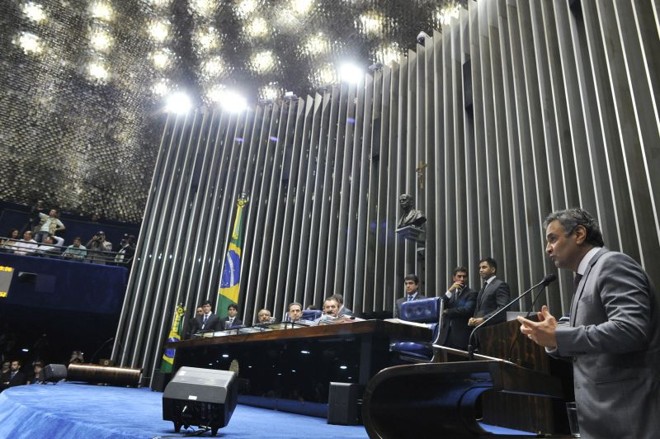 Aécio Neves, na tribuna do Senado nessa quarta-feira (5) | 