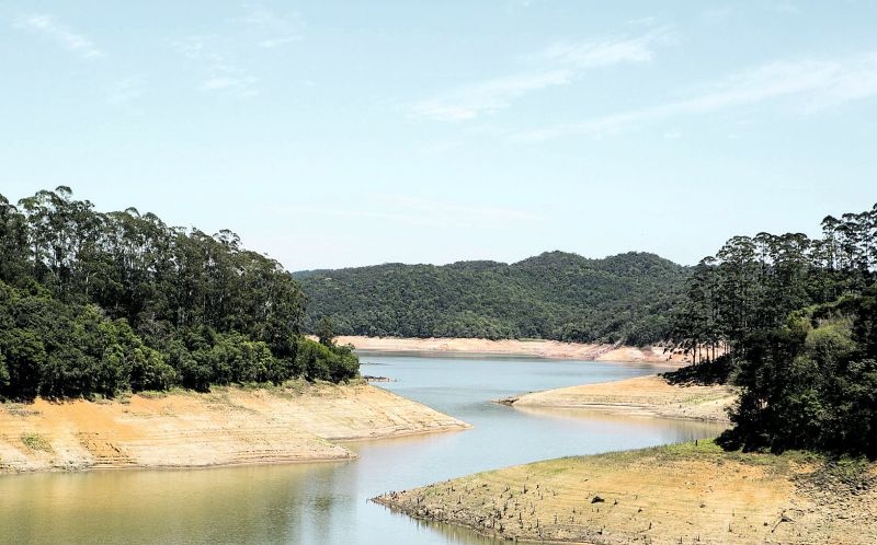 Represa Capivari: chuvas não devem ser suficientes para elevar o nível dos reservatórios em 2015 | Henry Milléo/Gazeta do Povo