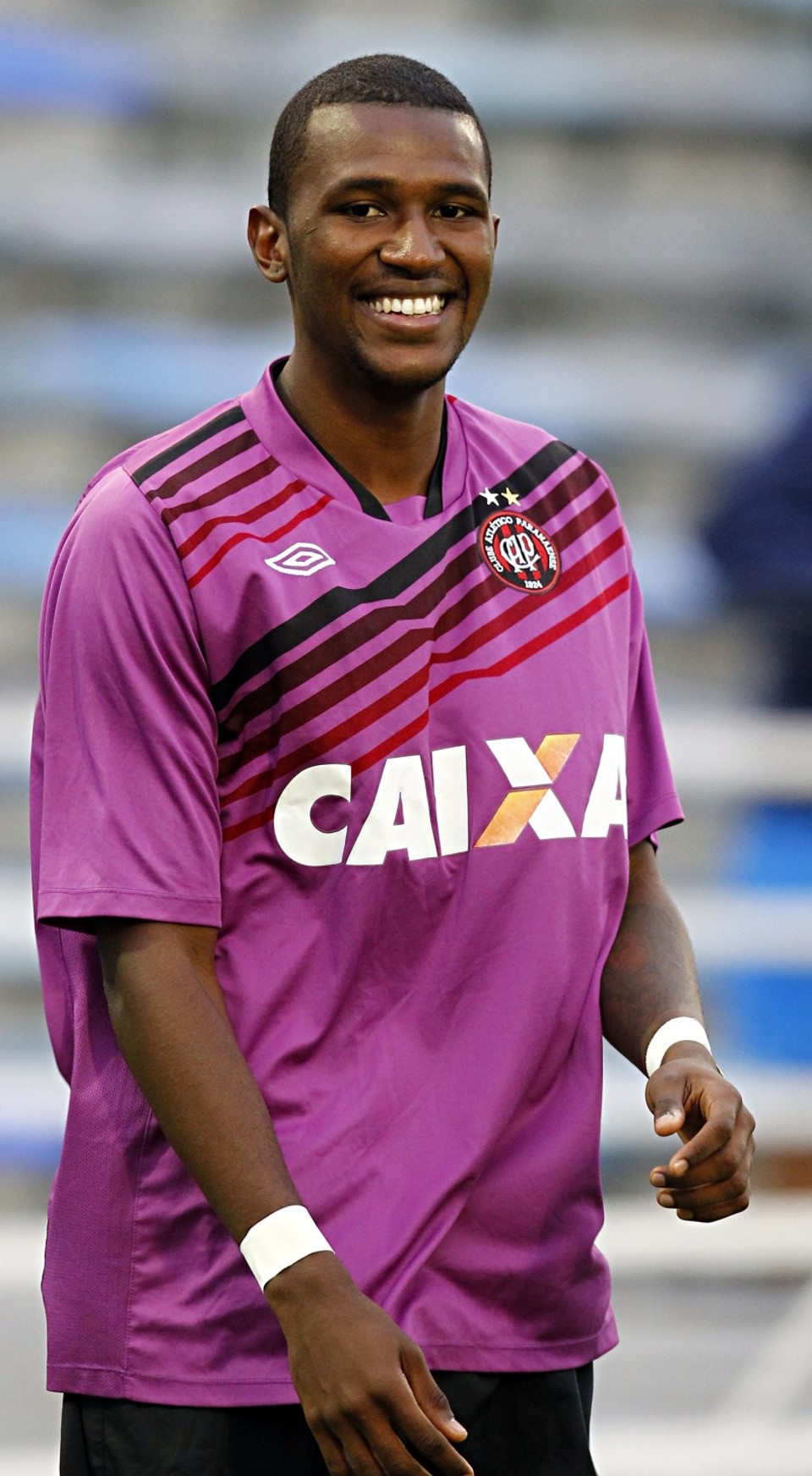 Aos 20 anos, Douglas Coutinho foi sondado pelo Manchester United, Atlético de Madrid e Porto | Albari Rosa/Gazeta do Povo