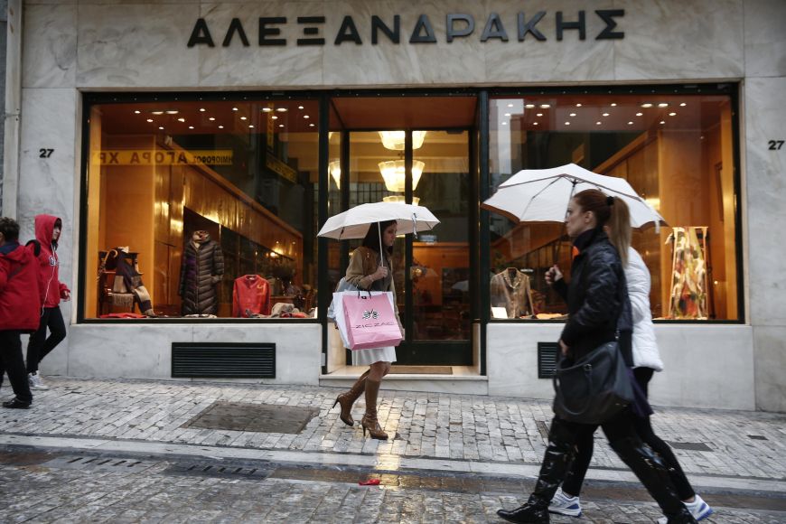Loja no centro comercial de Atenas: economia começa a sair da crise. | Yorgos Karahalis/Reuters