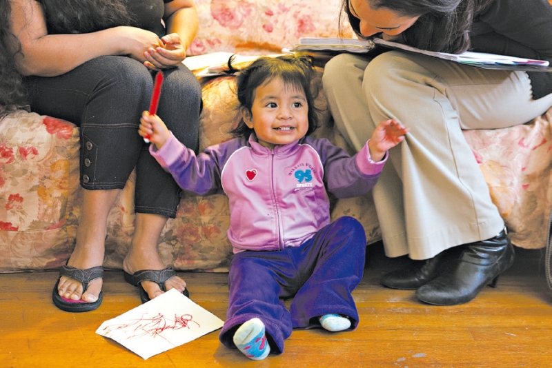 Novos estudos mostram que expor mais as crianças pobres à fala não basta para compensar o déficit que elas enfrentam | Katherine Taylor /The New York Times