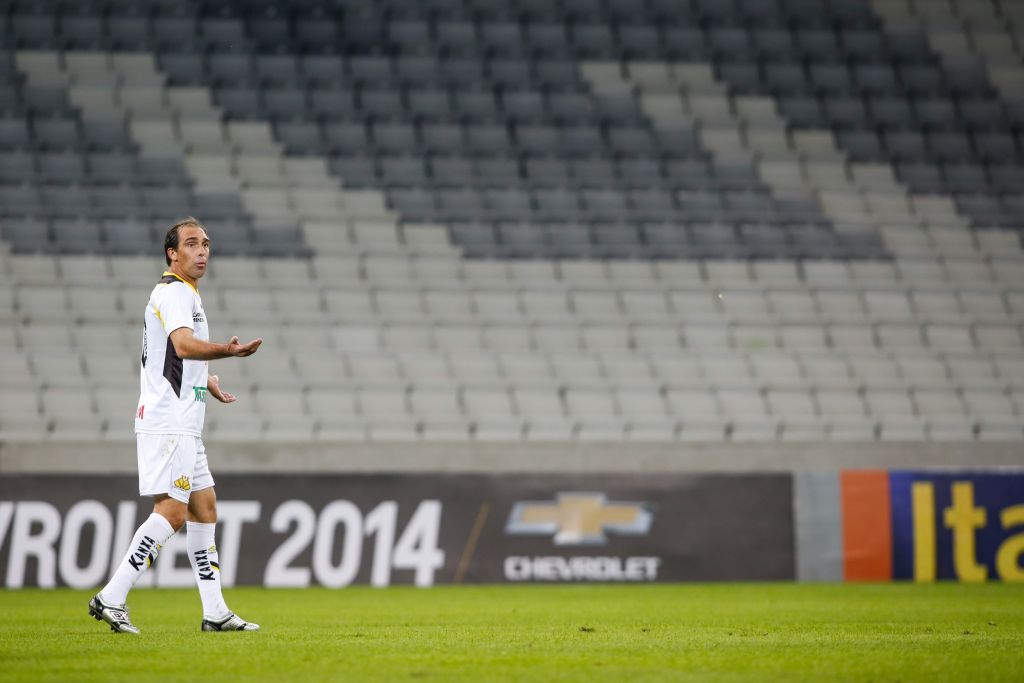 Paulo Baier realizou o sonho de jogar na nova Arena... sem torcida e com a camisa do Criciúma. | Brunno Covello/ Gazeta do Povo