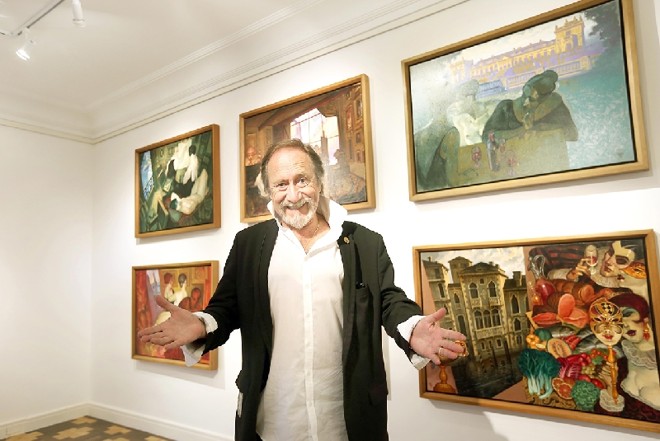 O artista foi o escolhido para celebrar os 30 anos da galeria |