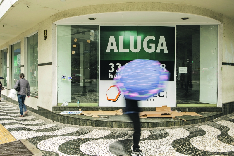 O mau desempenho da economia afetou os negócios, elevando o número de imóveis vagos | Marcelo Andrade/Gazeta do Povo