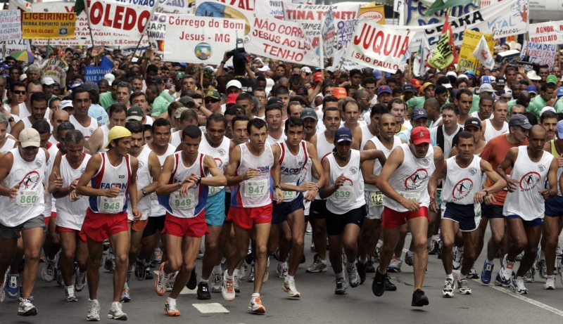 | Reuters/Paulo Whitaker