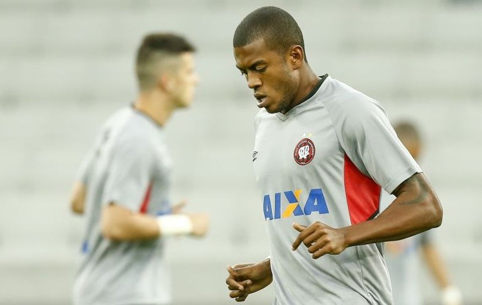 Aos 22 anos, Marcelo deixa o Furacão, clube que o revelou para o futebol | Hugo Harada/Gazeta do Povo