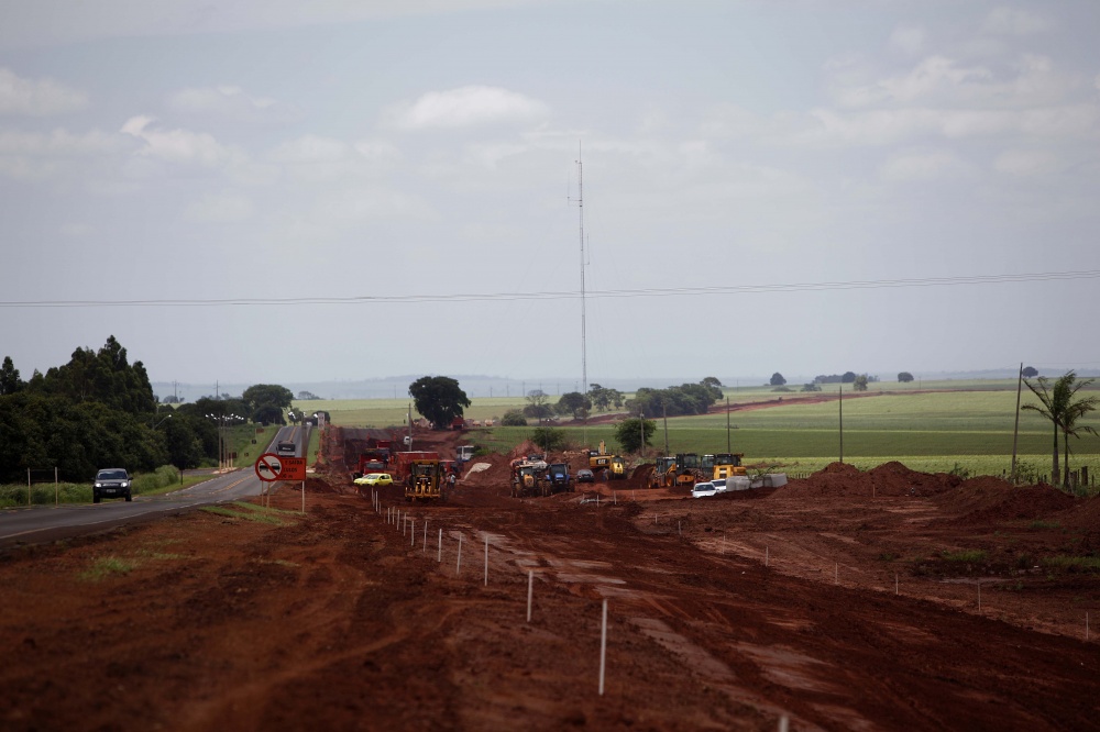 Duplicação entre Naviraí e Dourados, no Sudoeste de Mato Grosso do Sul. | Foto: Jonathan Campos/gazeta Do Povo