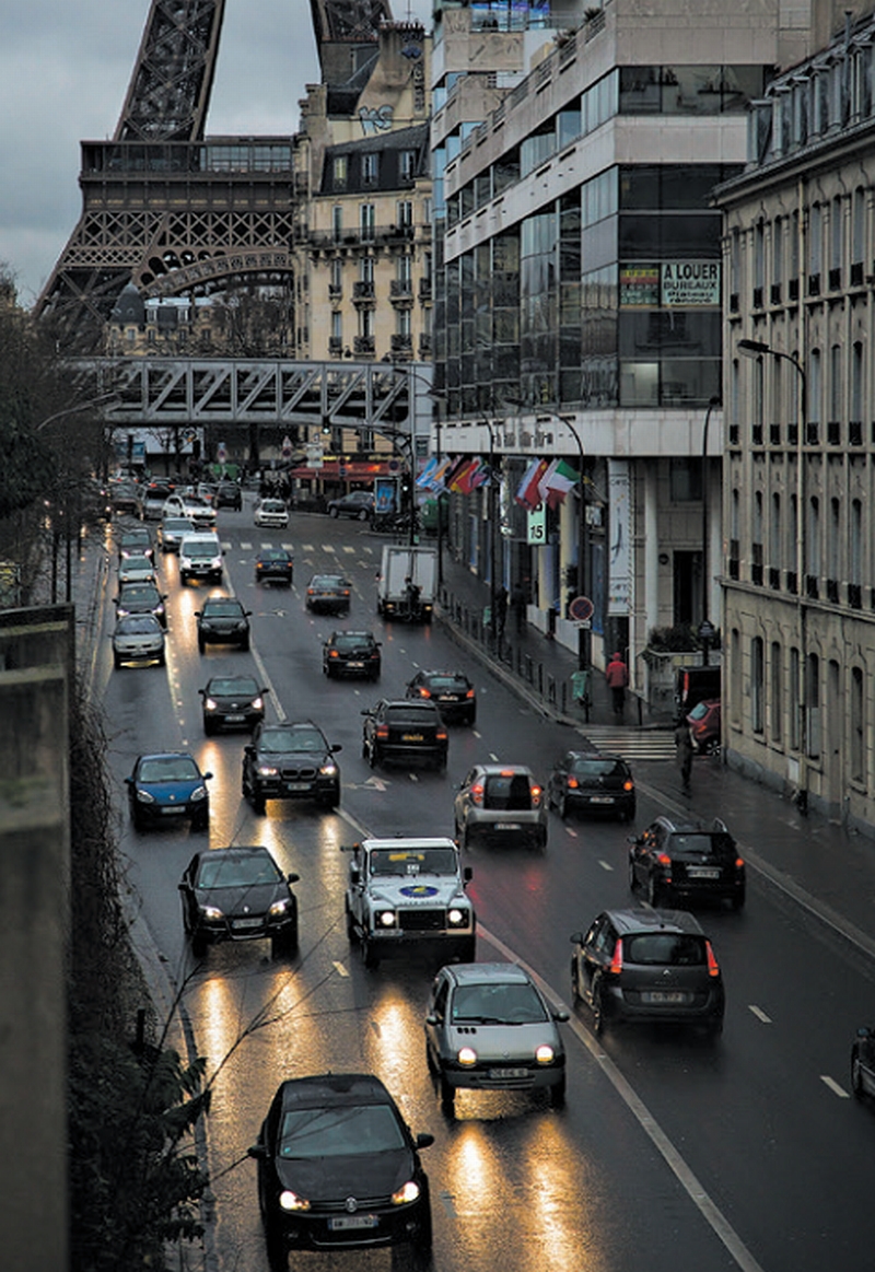 Paris pode se tornar inacessível para os veículos mais poluidores | Ian Langsdon/ European Pressphoto Agency
