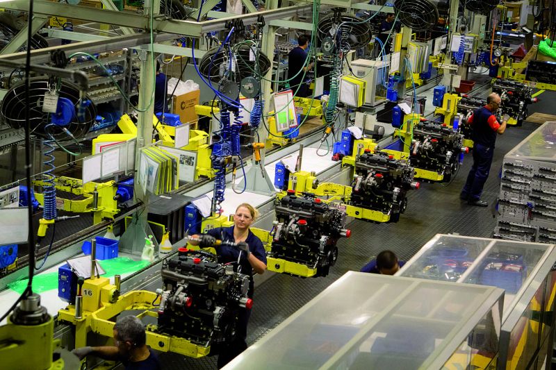 Funcionários são estimulados à participação social | Silvio Aurichio