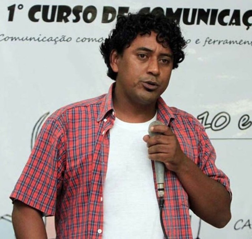 Tribunal do Júri condena assassino de jornalista a 17 anos e cinco meses Anderson Leandro foi morto a facadas em outubro de 2012 em Quatro Barras | Arquivo de família/Divulgação