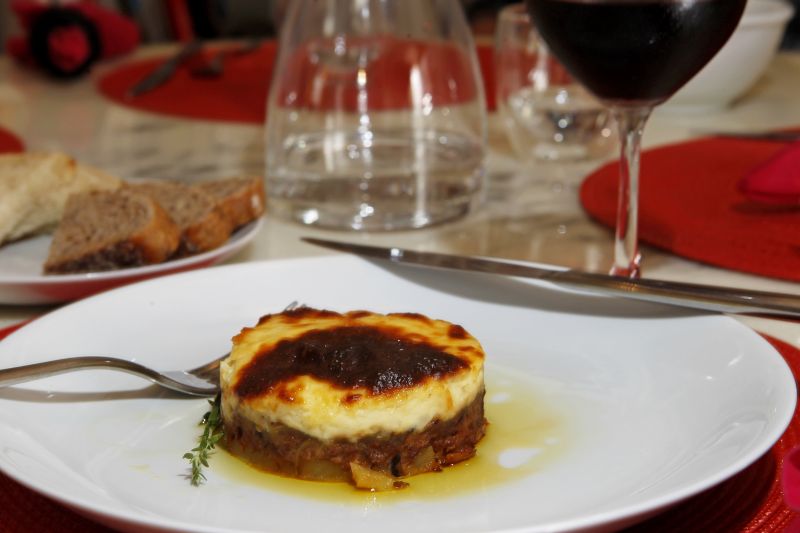 O jantar para duas pessoas em Curitiba é o mais caro entre as dez cidades pesquisadas | Antonio More/Gazeta do Povo