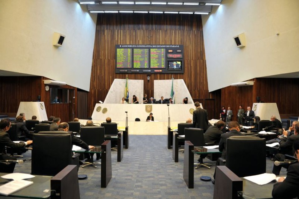 Deputados do Paraná aprovam o aumento de custas de cartórios nessa segunda-feira (15) | Sandro Nascimento / Alep / Divulgação