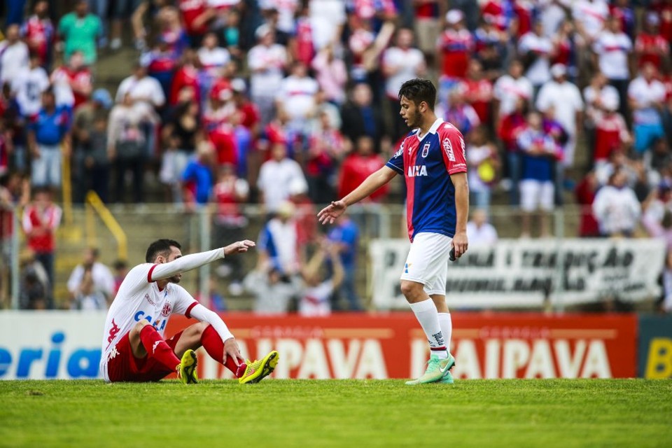 O Paraná rebaixou o América-RN com a goleada por 4 a 1. | Lineu Filho/ Tribuna do Paraná