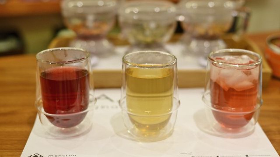 Renda-se aos benefícios dos chás detox |