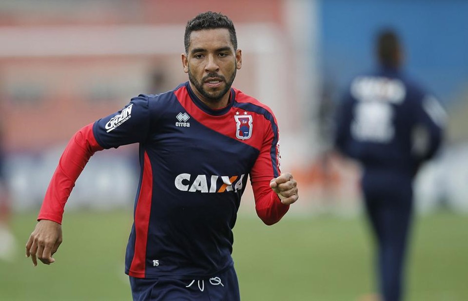 Edson Sitta está perto de acerto com o Botafogo-SP | Jonathan Campos / Gazeta do Povo