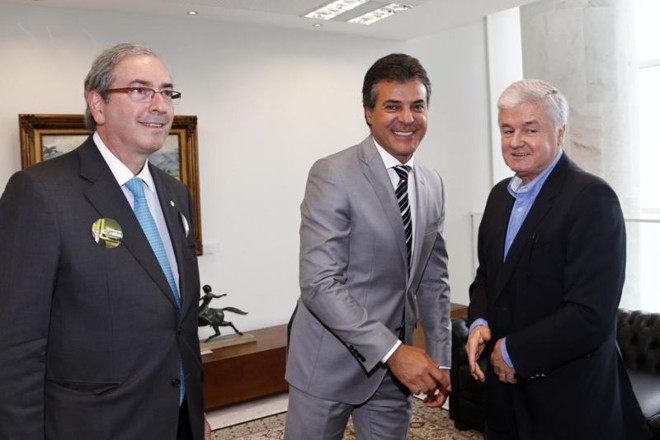 Eduardo Cunha, o governador Beto Richa e o presidente da Assembleia Legislativa do Paraná, Valdir Rossoni |