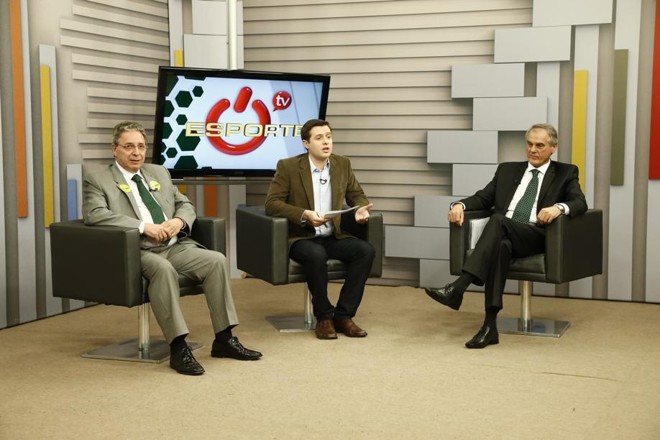Candidatos se encontraram em debate na ÓTV | 