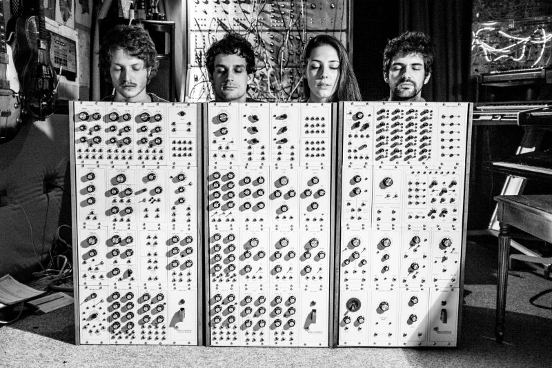 Banda Inky, de São Paulo, faz um rock com pitadas de música eletrônica | Divulgação