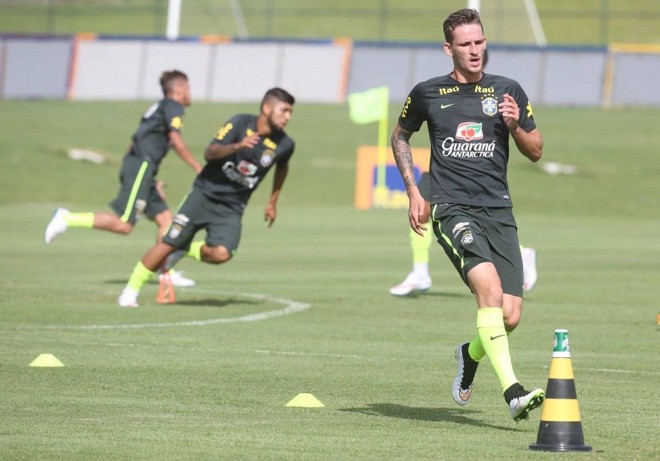 Léo Pereira, do Atlético, no treino da seleção sub-20 em Teresópolis |