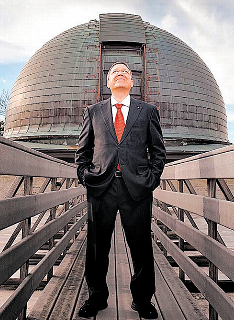 Abraham Loeb estuda a natureza das primeiras estrelas | Jared Leeds