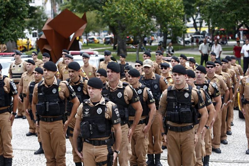 Lançamento da Operação Natal 2014 na Praça Rui Barbosa, nesta segunda-feira (1) | Albari Rosa/Agência de Notícias Gazeta do Povo