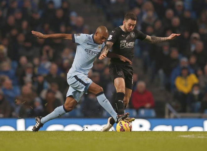 Fernandinho marcou, mas o City não passou de um empate com o Burnley | EFE