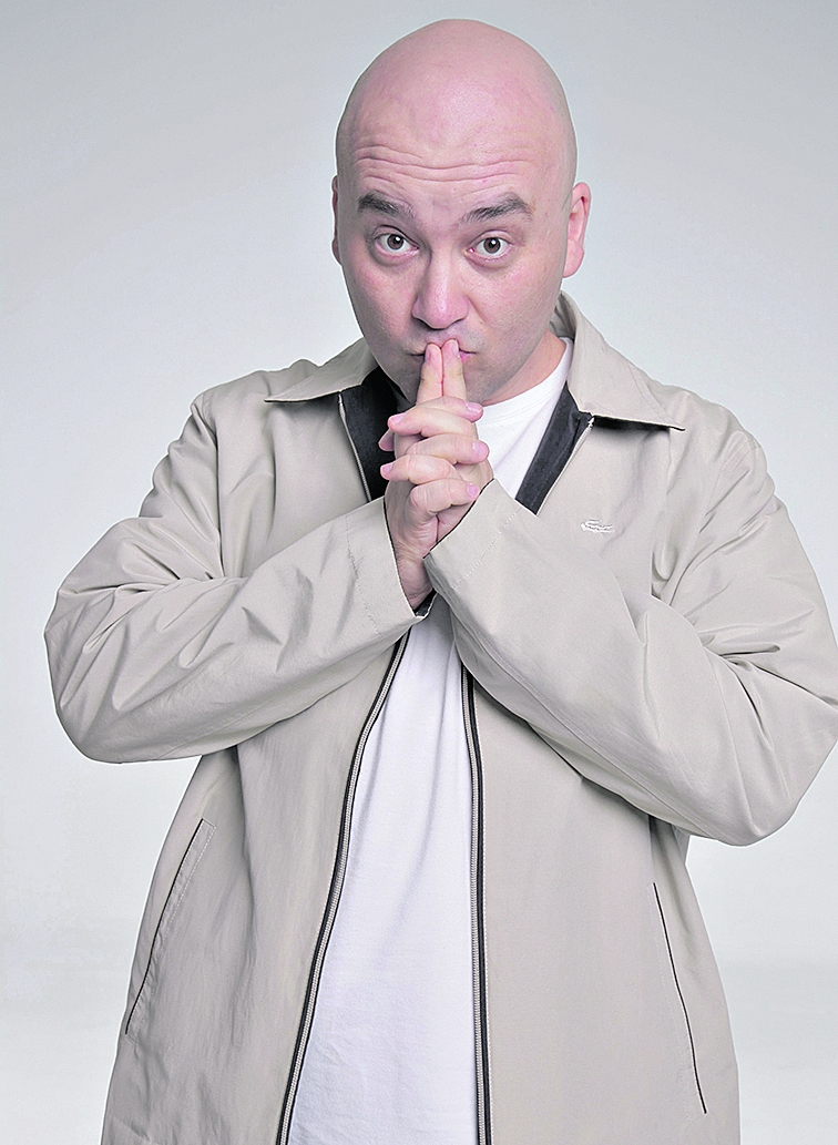 Marco Zenni, curador do evento, também sobe ao palco | Divulgação