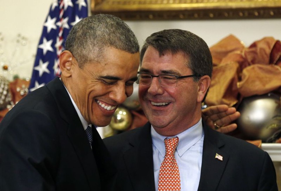 Obama e Ash Carter, novo secretário de Defesa dos EUA | Kevin Lamarque/Reuters