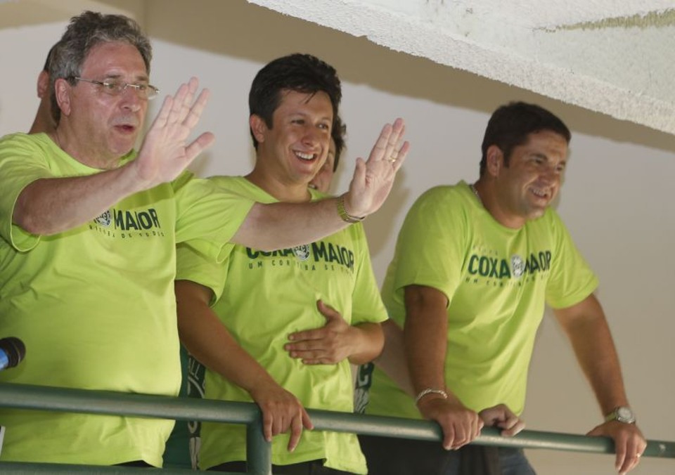 Presidente eleito do Coritiba, Rogério Portugal Bacellar, e integrantes da nova gestão: promessa de levar o torcedor para o Couto | Henry Milléo / Gazeta do Povo