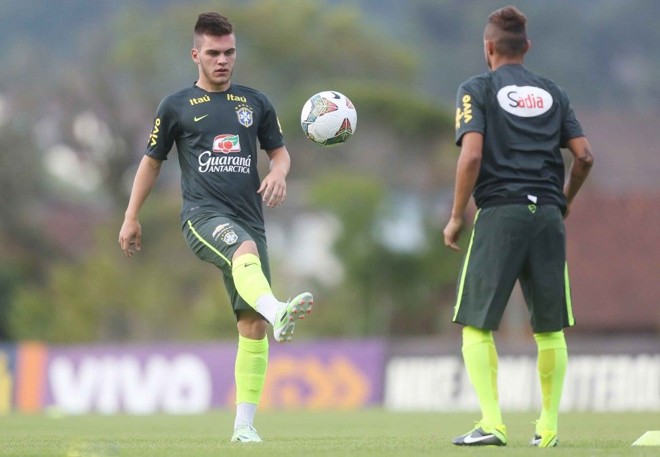 Nathan, do Atlético, no treino da seleção sub-20 em Teresópolis |