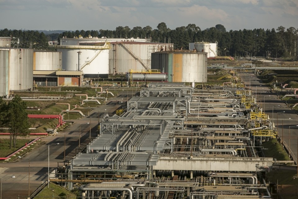  Repar, em Araucária (PR): de 142 contratos para obras na refinaria, cinco firmados com empresas investigadas somam R$ 5,5 bi | Marcelo Andrade/Gazeta do Povo