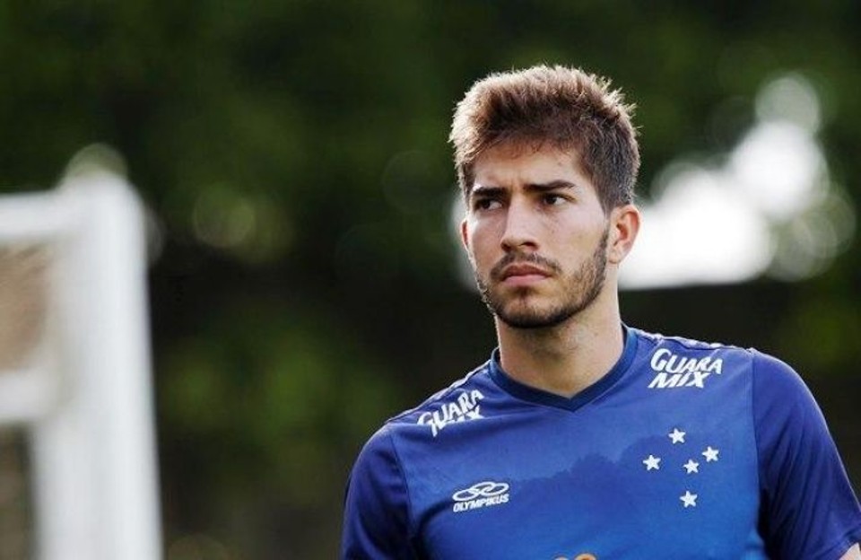 Lucas Silva fica no Cruzeiro pelo menos até junho de 2015. | Washington Alves/ Light Press