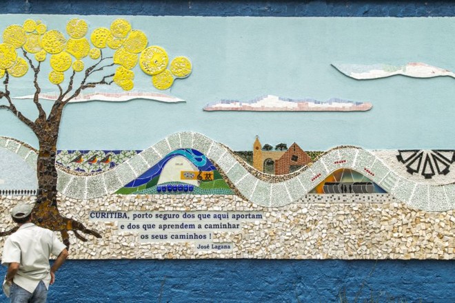 Chamado de Árvore em Verso e Reciclagem, painel une delicadeza e sustentabilidade | 