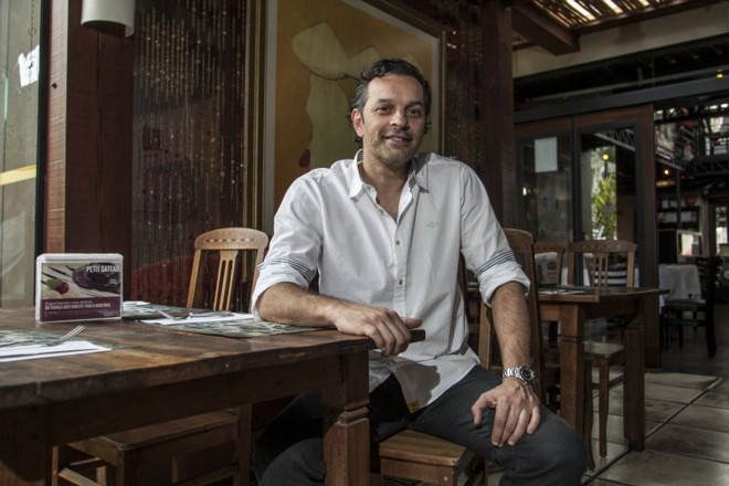 (Comércio Médio) - Marcelo Woellner Pereira e o irmão, Carlos Eduardo, dirigem o Grupo Babilônia | 