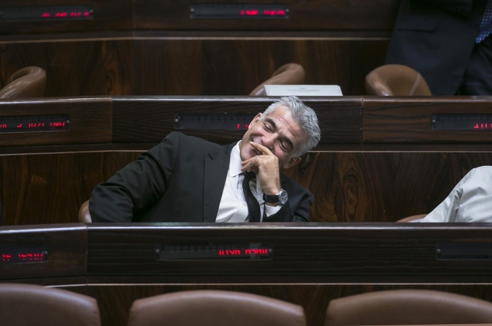Demitido, ministro de Finanças ri da dissolução do Parlamento | Baz Ratner/Reuters