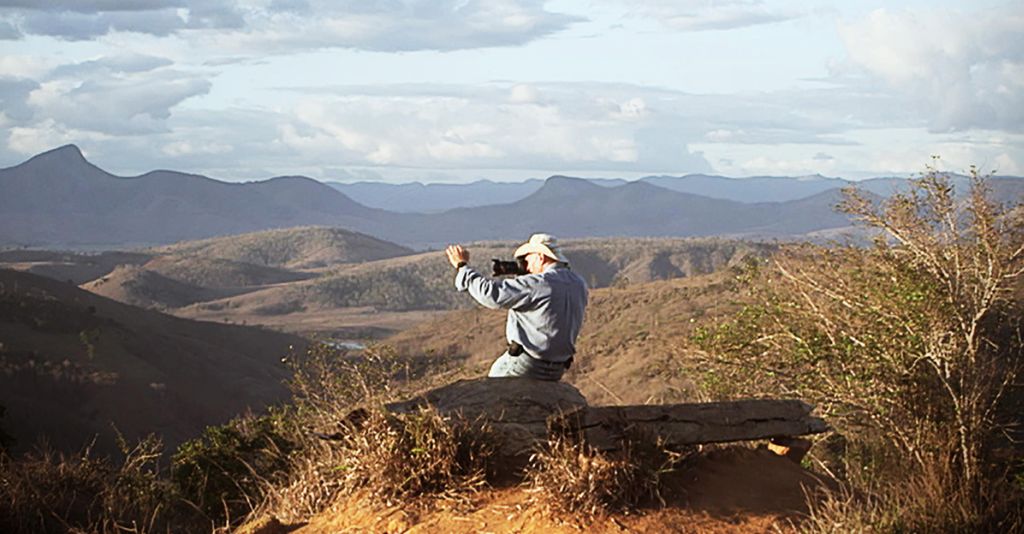 Cena do documentário O Sal da Terra, sobre o trabalho do fotógrafo brasileiro Sebastião Salgado é indicado ao Oscar de melhor documentário | Reprodução