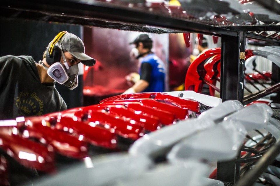 Os produtos industrializados representaram apenas 35,6% de tudo que foi mandado para o exterior em 2014. | Brunno Covello/Agência de Notícias Gazeta do Povo
