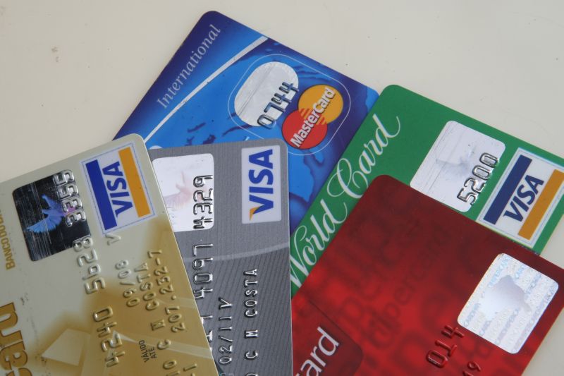 Permissão para empresas modificarem unilateralmente o contrato é um dos problemas frequentes dos programas de fidelidade | Arquivo/Gazeta do Povo