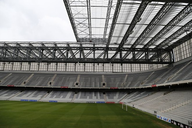 A Arena da Baixada ainda não foi incluída na lista de palcos para o UFC em 2015, mas há dois eventos no país com local indefinido. | Albari Rosa/Gazeta do Povo
