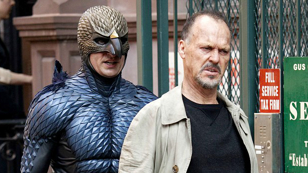 O ator Michael Keaton protagoniza a comédia Birdman | Reprodução