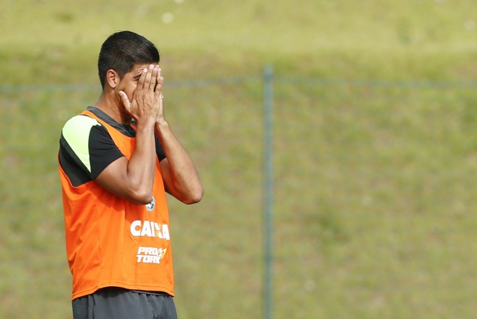 Leandro Almeida não está satisfeito no Coritiba e quer a transferência para o Cruzeiro | Hugo Harada / Gazeta do Povo