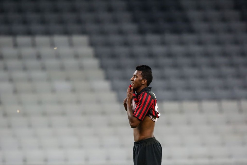 Douglas Coutinho foi vendido a um fundo de investimentos, mas ainda não tem destino definido. | Brunno Covello/ Gazeta do Povo