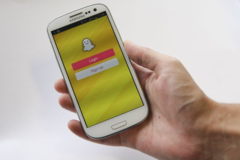 O Snapchat tem 100 milhões de usuários e ganhou popularidade principalmente entre os adolescentes | André Rodrigues/Gazeta do Povo