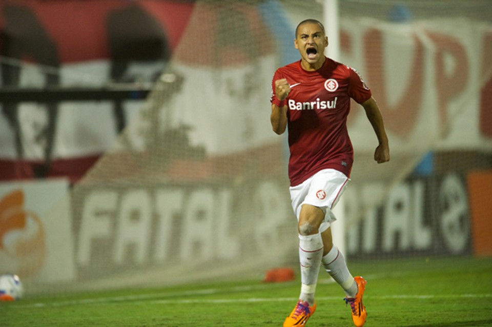 Wellington Paulista: negociação longa com o Coxa | Divulgação / Inter