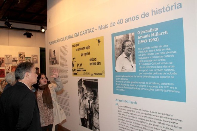Mostra reúne painéis que contam a história da FCC | Alice Rodrigues/ Fundação Cultural de Curitiba